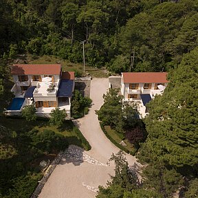 Location Villa Bianco on the right side (left Villa Azzurro)