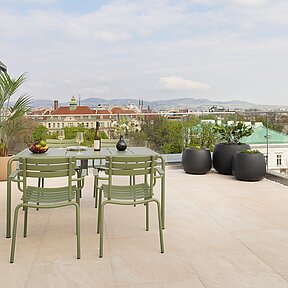 Large roof top terrace with view over Vienna at Executive Suite 