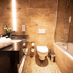 est residences deluxe apartments bathroom