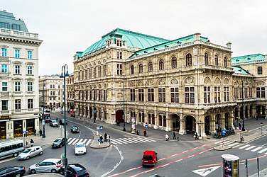 est hotels and residences sightseeing vienna state opera