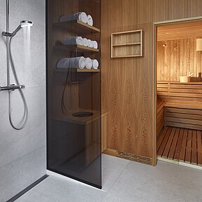 Dusche und Sauna im Grand Hotel Savoy