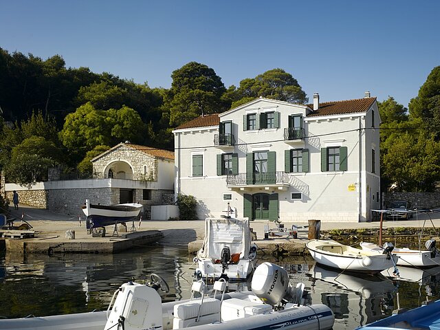 Villa del Mar Holiday Villa in Solta, Croatia 